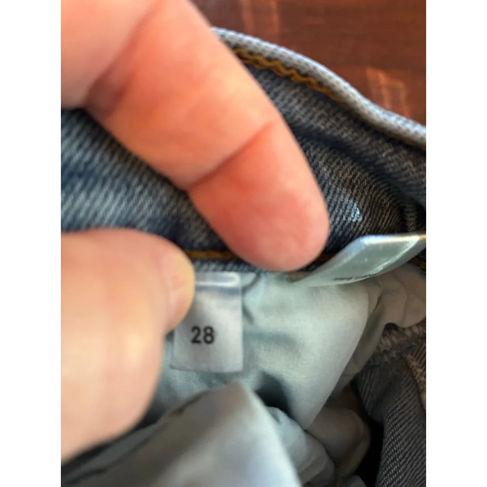 0182 REFORMATION Abby Jeans EUC
Size 28 - Picture 9 of 9